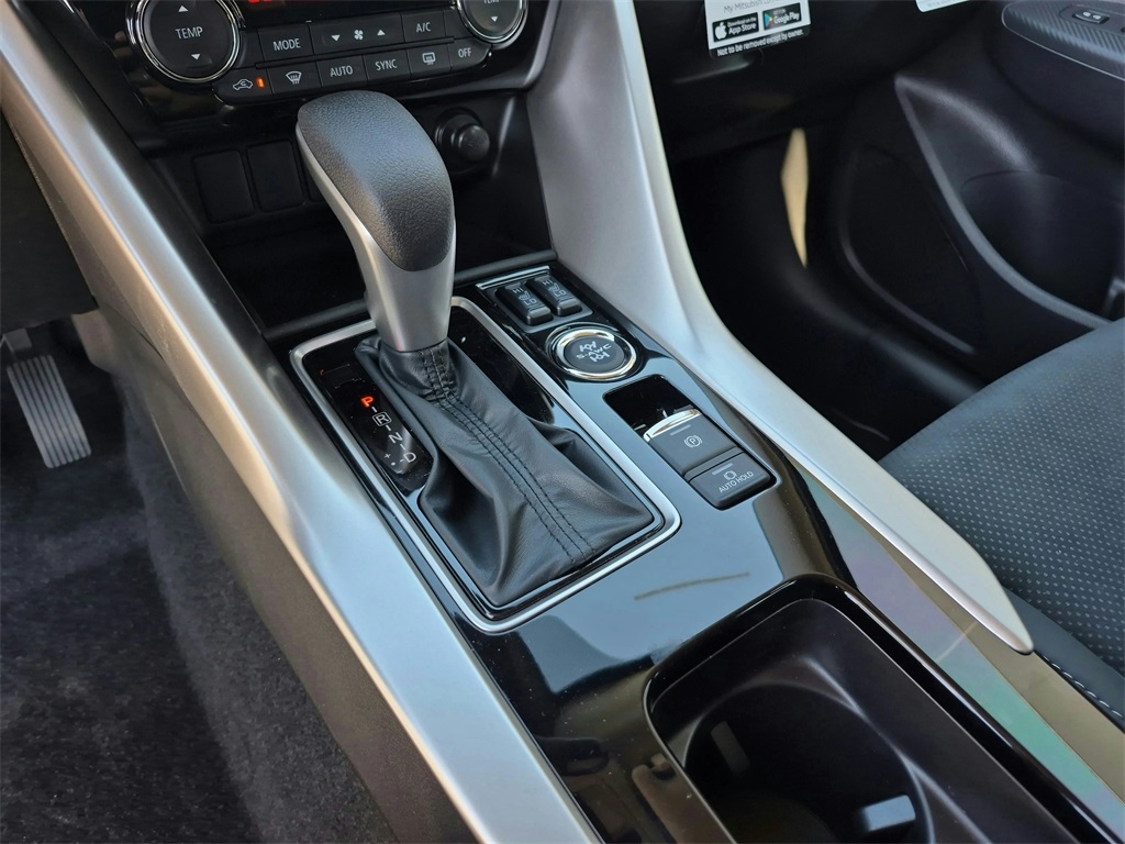 2025 Mitsubishi Eclipse Cross SE White at North Houston Mitsubishi