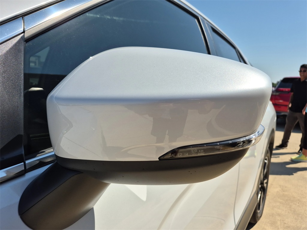 2025 Mitsubishi Eclipse Cross SE White at North Houston Mitsubishi