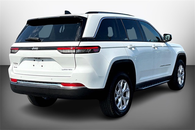 Used 2022 Jeep Grand Cherokee For Sale in Gloucester, MA