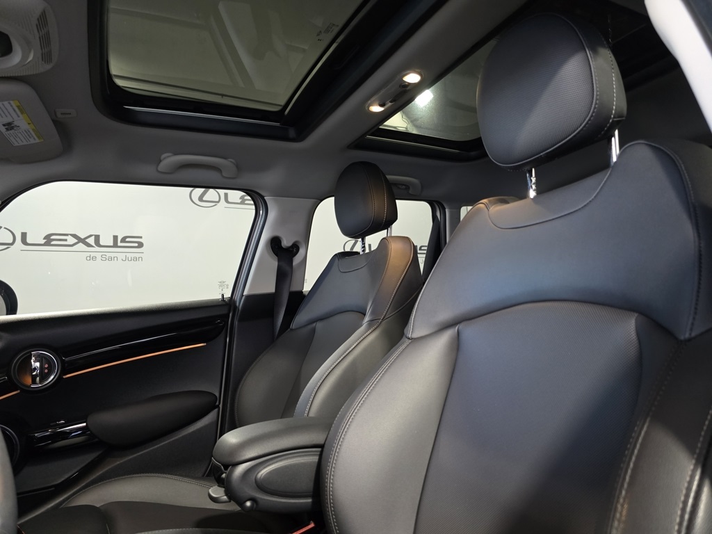 Thumbnail: 2024 MINI Cooper - 15