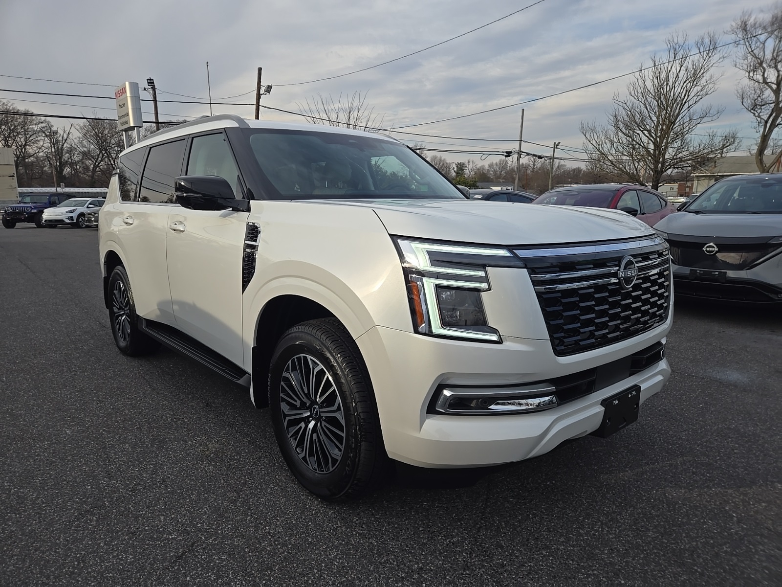 2025 Nissan Armada Platinum RWD