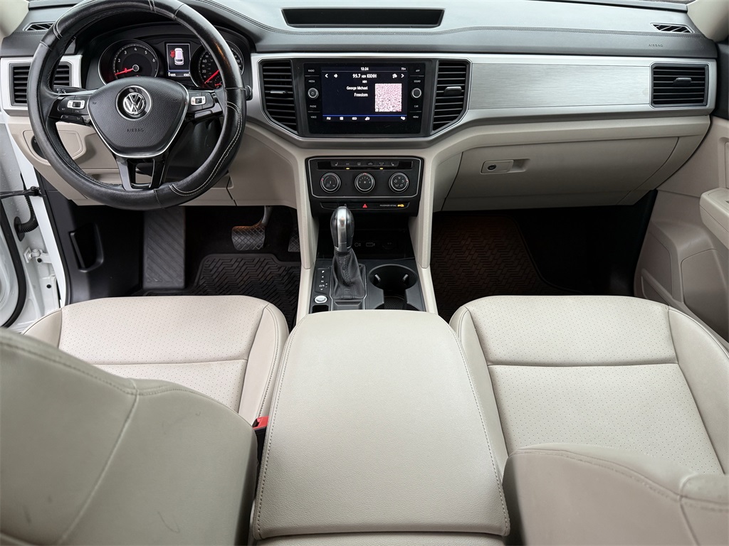 2018 Volkswagen Atlas 2.0T SE White at DeMontrond Auto Country