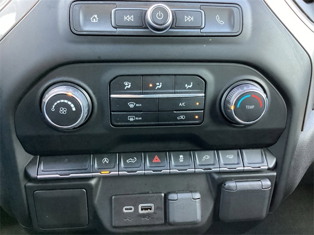 Used Car 2021 Chevrolet Silverado 1500  Custom For Sale In San Antonio, Texas