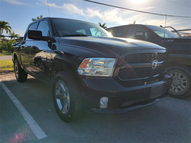 2014 RAM 1500 Express Crew Cab 4WD