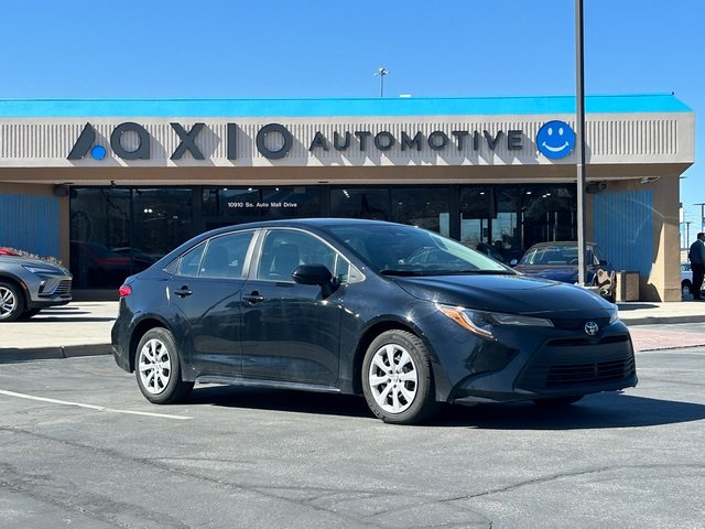 2024 Toyota Corolla LE FWD