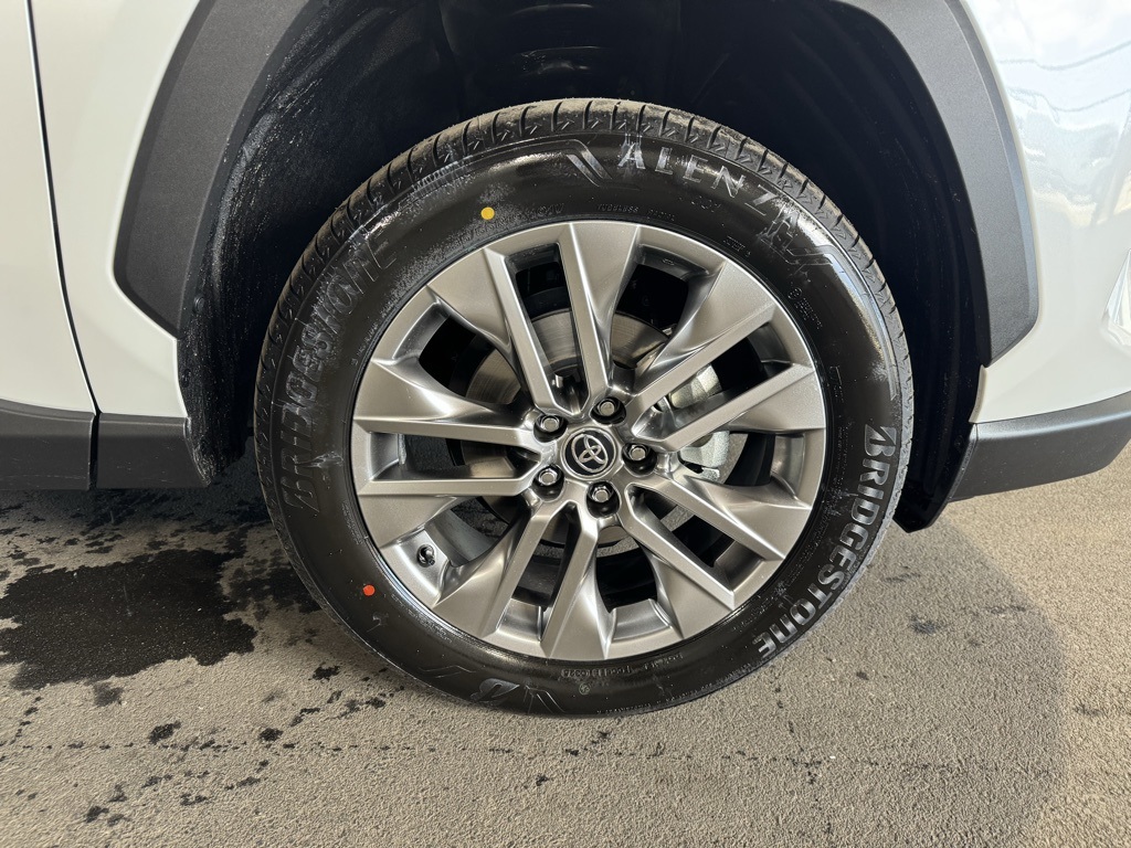 Thumbnail: 2025 Toyota RAV4 - 7