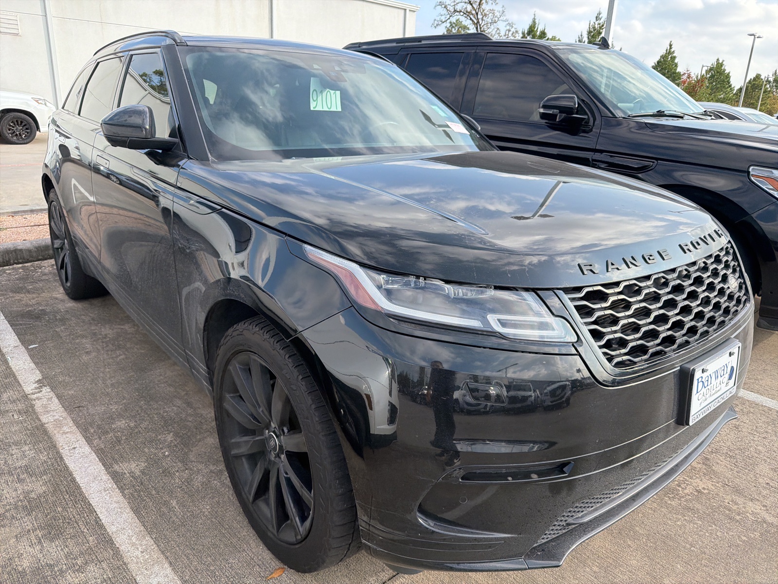 2020 Land Rover Range Rover Velar S Black at Autostrade