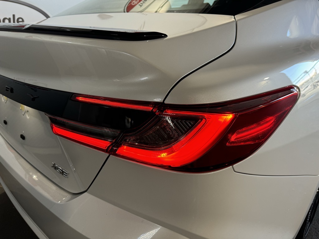 Thumbnail: 2025 Toyota Camry - 17