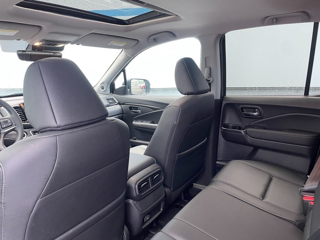 Thumbnail: 2025 Honda Ridgeline - 15