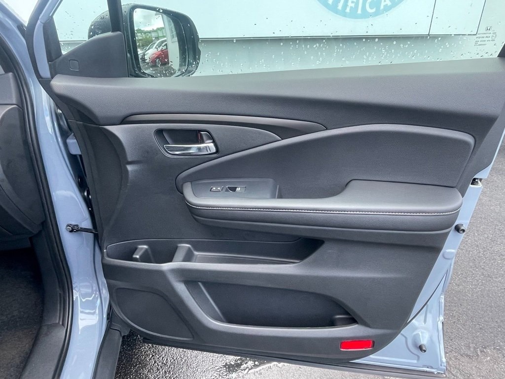 Thumbnail: 2025 Honda Ridgeline - 22