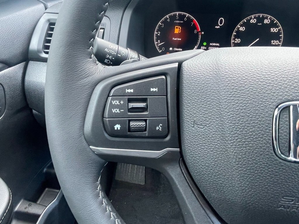 Thumbnail: 2025 Honda Ridgeline - 31