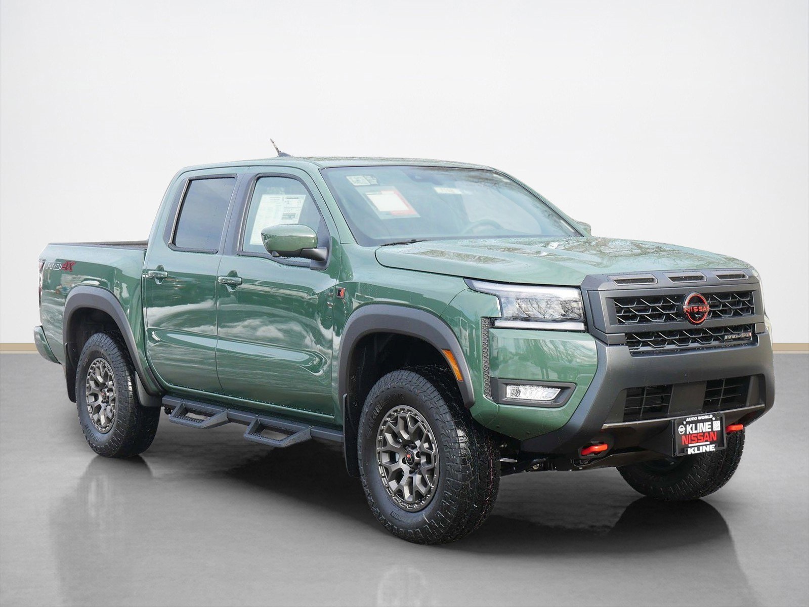 2026 Nissan Frontier PRO-4X Crew Cab 4WD