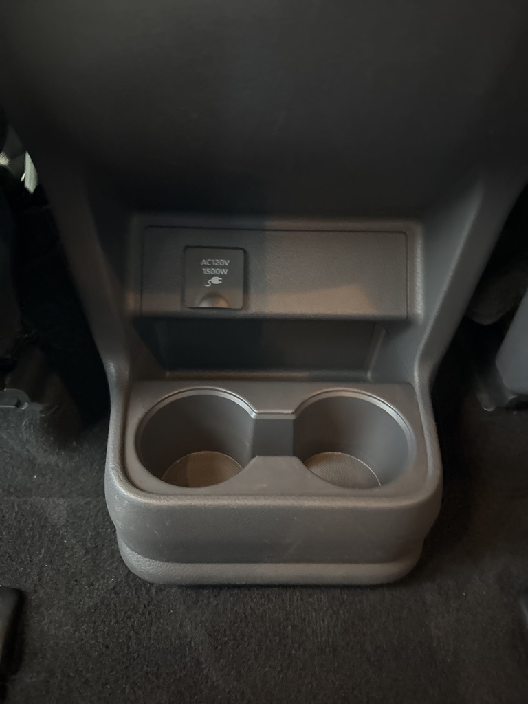 Thumbnail: 2021 Toyota Sienna - 26