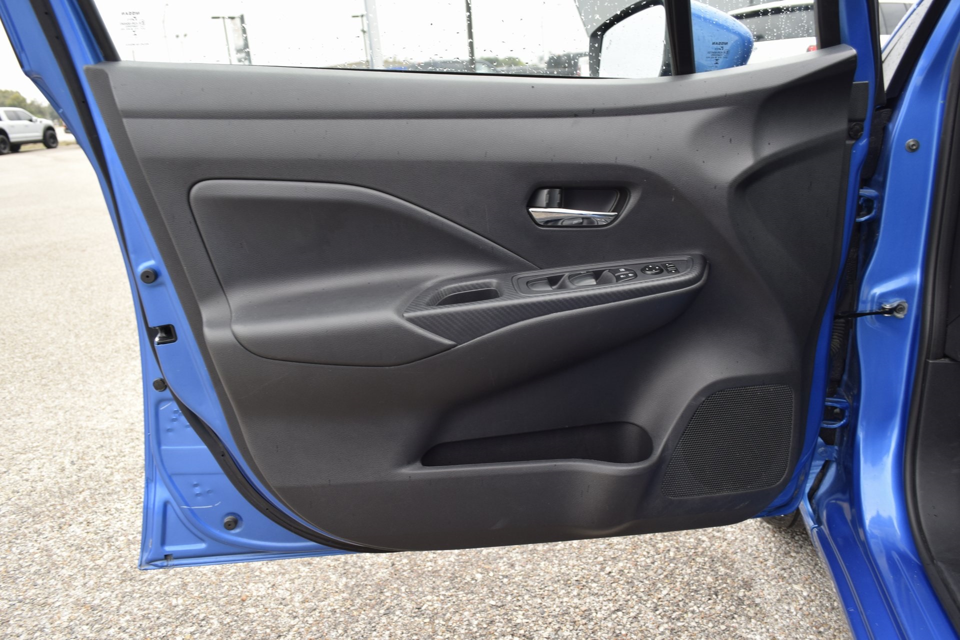 2023 Nissan Versa 1.6 SV Blue at Emmons Autoplex