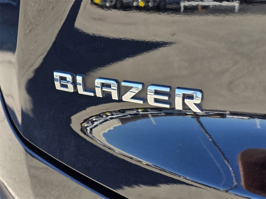 2025 Chevrolet Blazer LT - 8