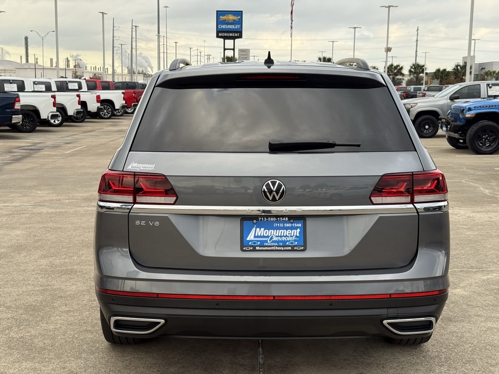 2021 Volkswagen Atlas 3.6L V6 SE w/Technology Gray at River Oaks CDJR