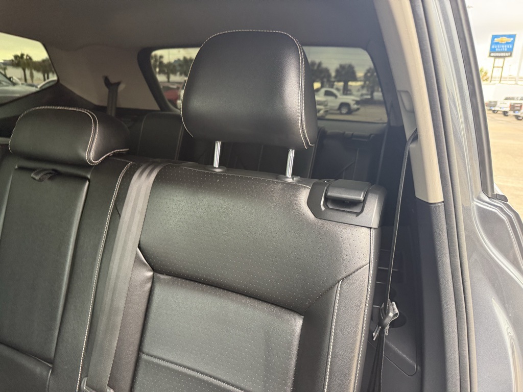 2021 Volkswagen Atlas 3.6L V6 SE w/Technology Gray at River Oaks CDJR