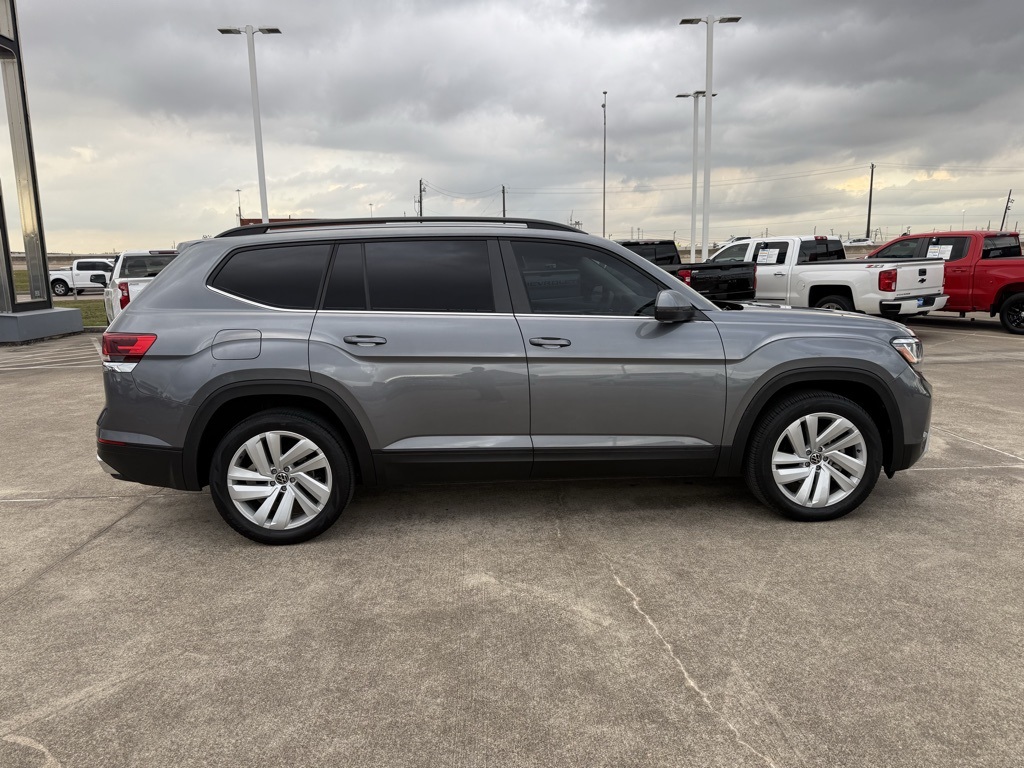 2021 Volkswagen Atlas 3.6L V6 SE w/Technology Gray at River Oaks CDJR