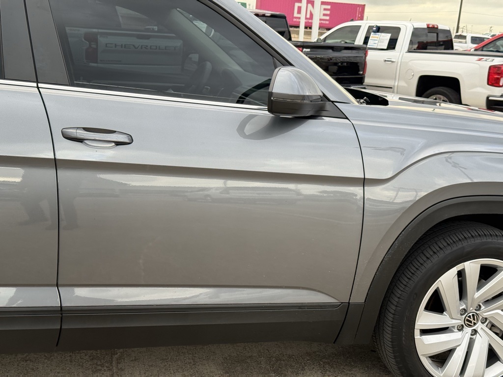 2021 Volkswagen Atlas 3.6L V6 SE w/Technology Gray at River Oaks CDJR