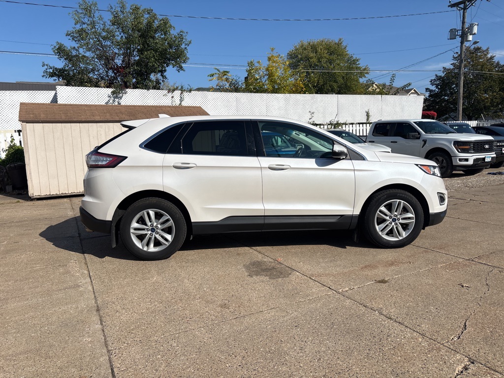 2016 Ford Edge