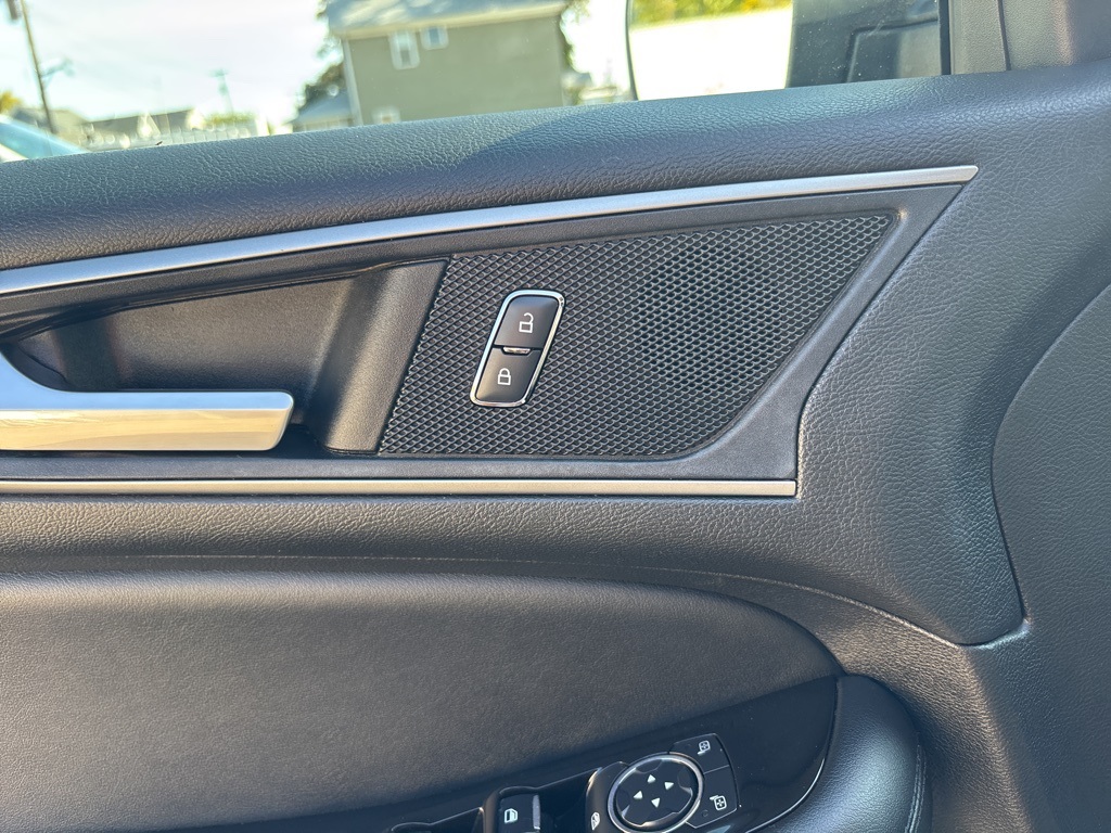 2016 Ford Edge