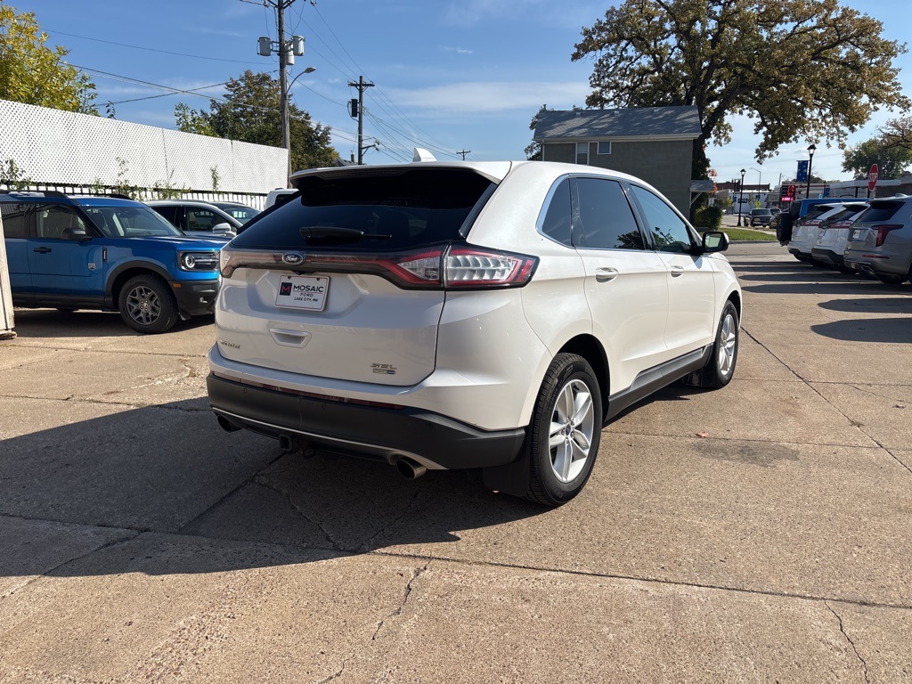 2016 Ford Edge