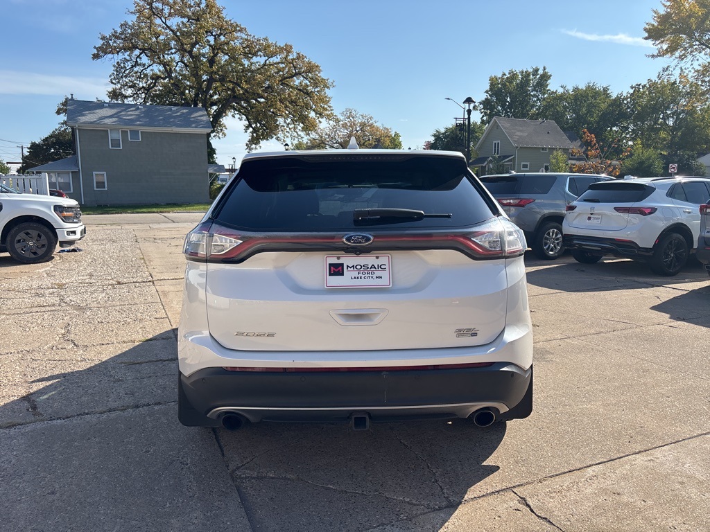 2016 Ford Edge