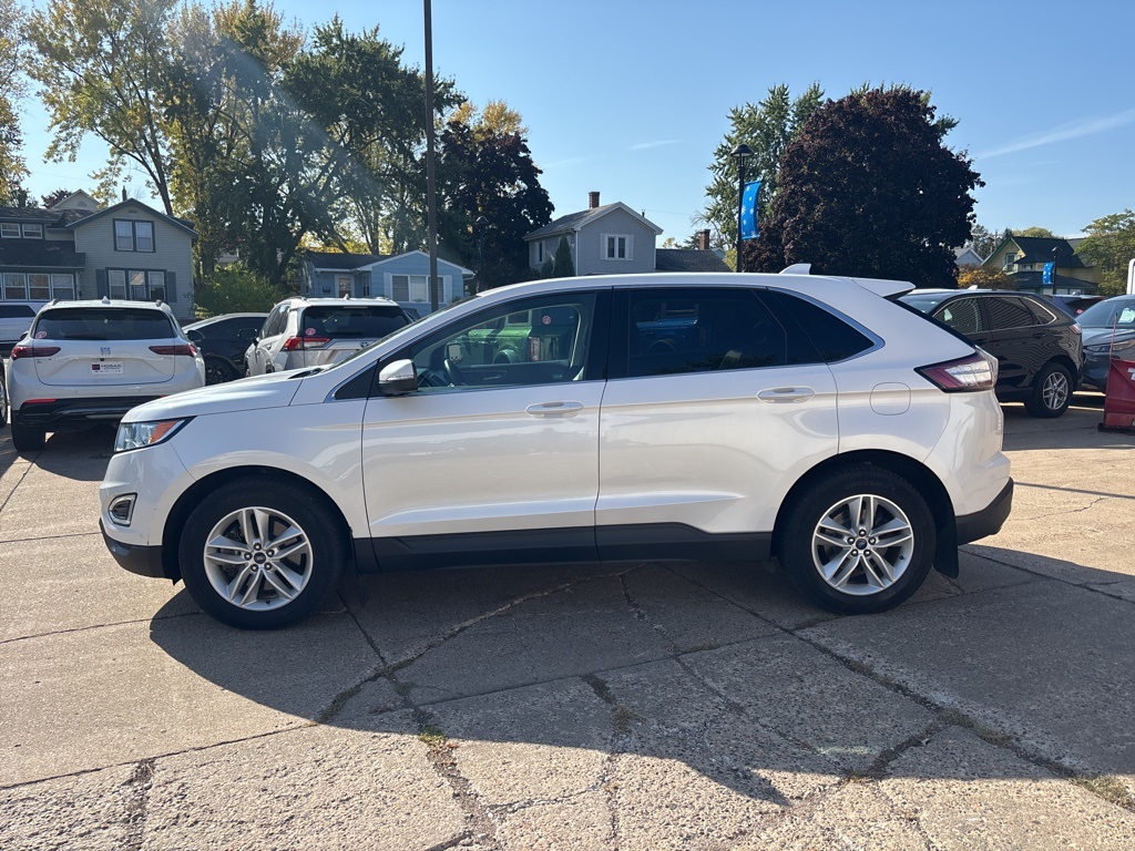 2016 Ford Edge