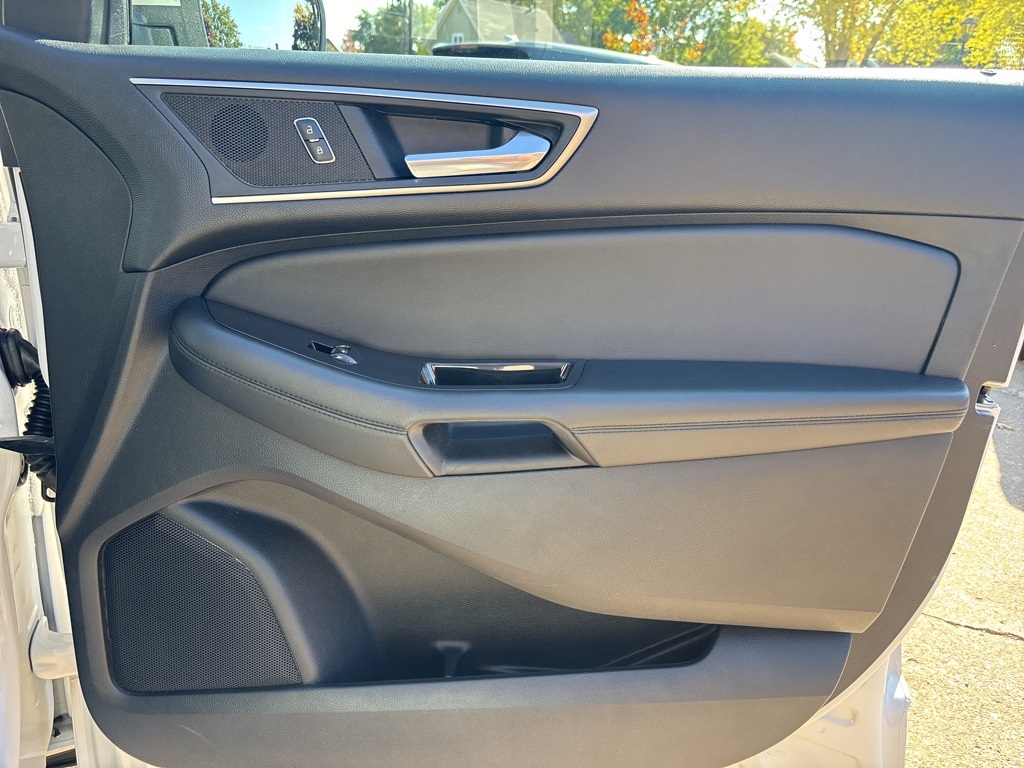 2016 Ford Edge