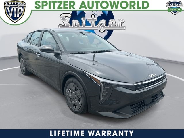 Gray 2026 Kia K4 Sedan Front-Wheel Drive Continuously Variable Transmission