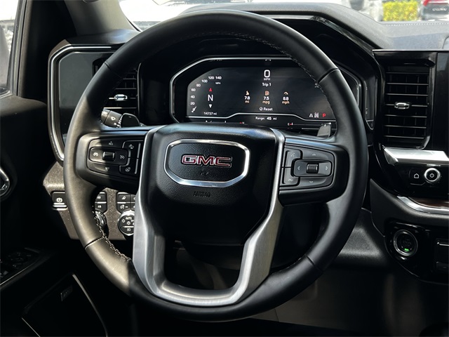2024 GMC Sierra 1500 SLT - 9
