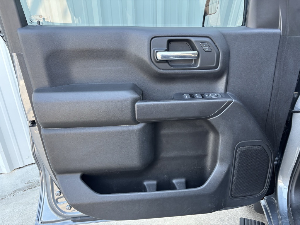 Used Car 2019 Chevrolet Silverado 1500  Extended Cab Pickup Custom Trail Boss Four Wheel Drive For Sale Under $30,000 In Austin, Texas