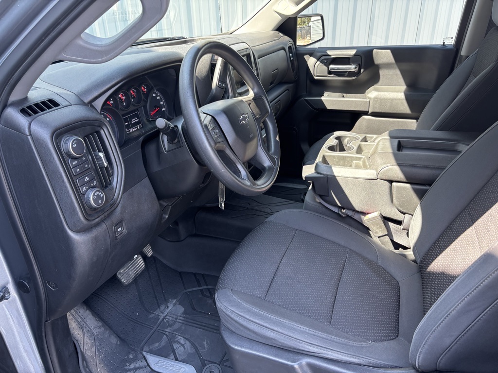 Used Car 2019 Chevrolet Silverado 1500  Extended Cab Pickup Custom Trail Boss Four Wheel Drive For Sale Under $30,000 In Austin, Texas