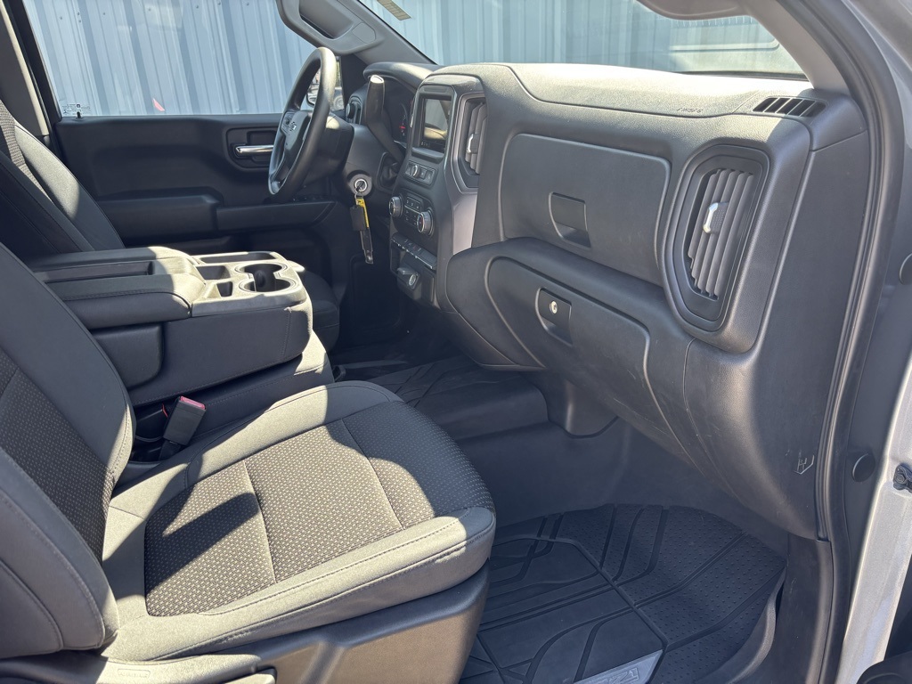 Used Car 2019 Chevrolet Silverado 1500  Extended Cab Pickup Custom Trail Boss Four Wheel Drive For Sale Under $30,000 In Austin, Texas
