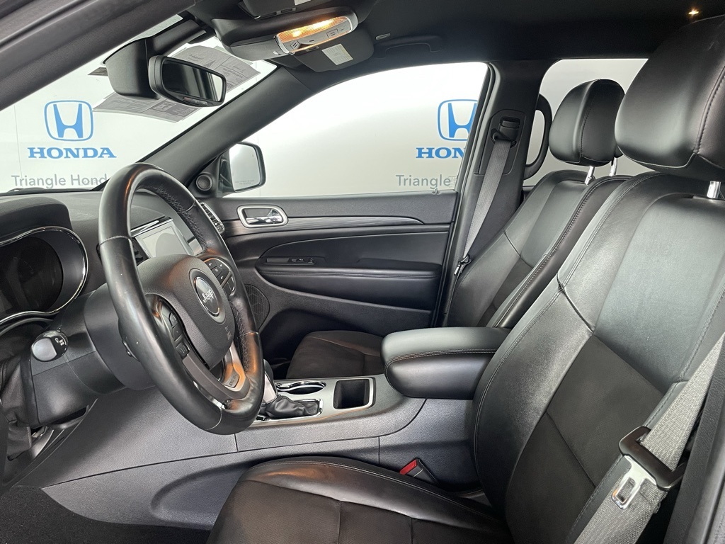 Thumbnail: 2019 Jeep Grand Cherokee - 11