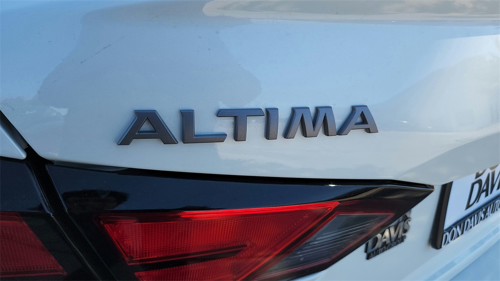 2025 Nissan Altima