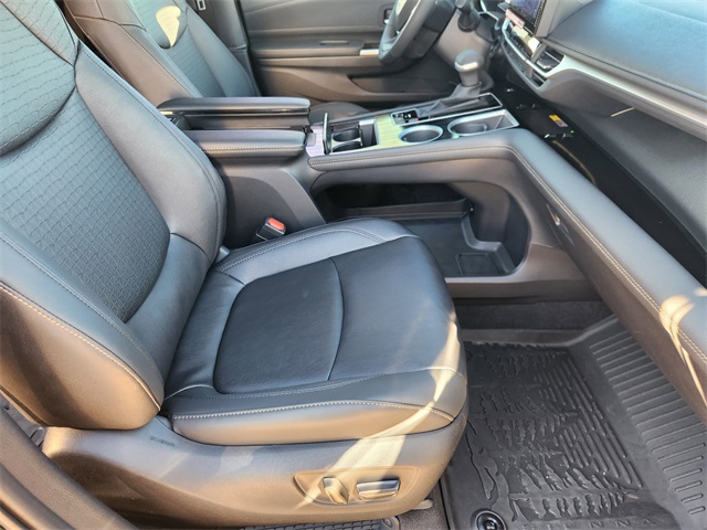 2025 Toyota Sienna Woodland Edition  at Gullo Toyota