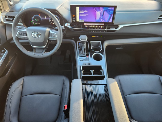 2025 Toyota Sienna Woodland Edition  at Gullo Toyota