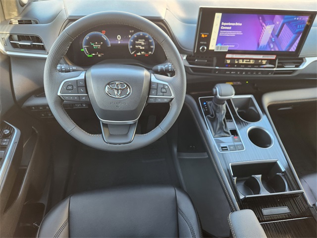 2025 Toyota Sienna Woodland Edition  at Gullo Toyota