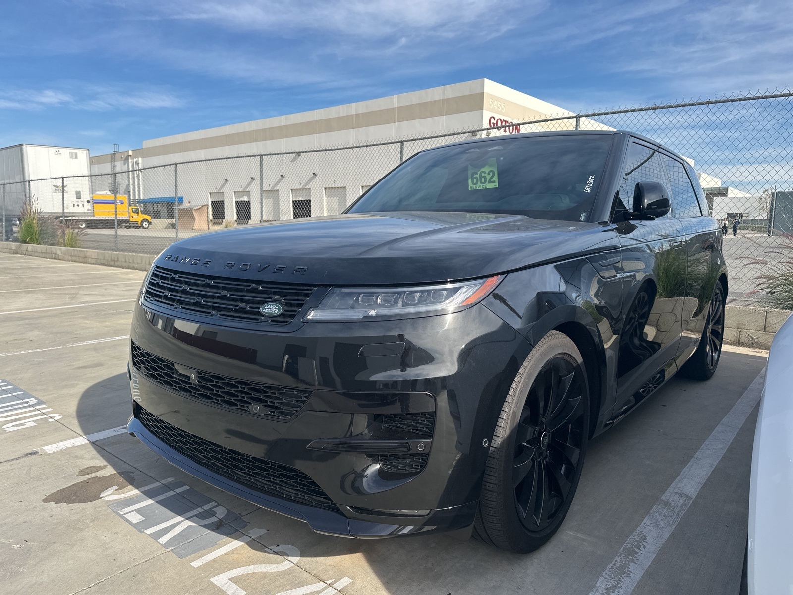 2025 Land Rover Range Rover Sport P460e Dynamic SE AWD