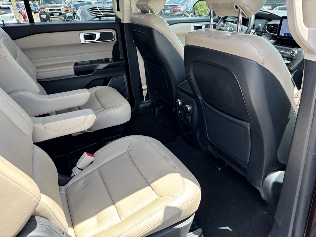 Used Car 2020 Ford Explorer  Xlt For Sale Under $25,000 In Austin, Texas