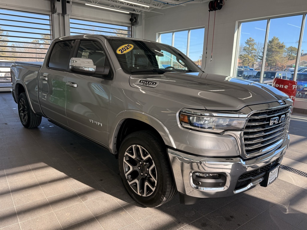 2025 RAM Ram 1500 Pickup Laramie's photo