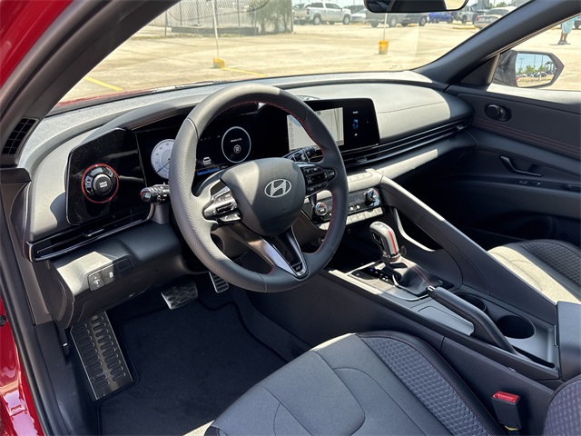 2025 Hyundai Elantra N Line - 9