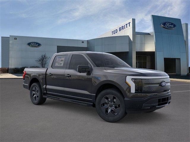 2025 Ford F-150 Lightning Flash SuperCrew AWD