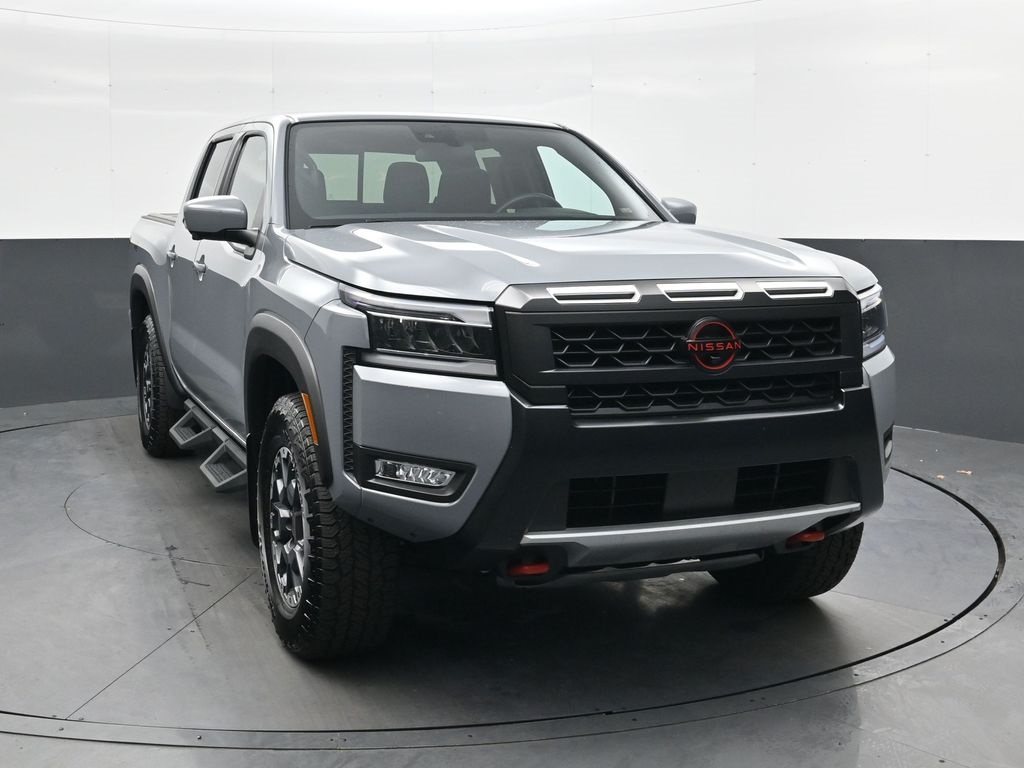 2025 Nissan Frontier PRO-4X Crew Cab 4WD