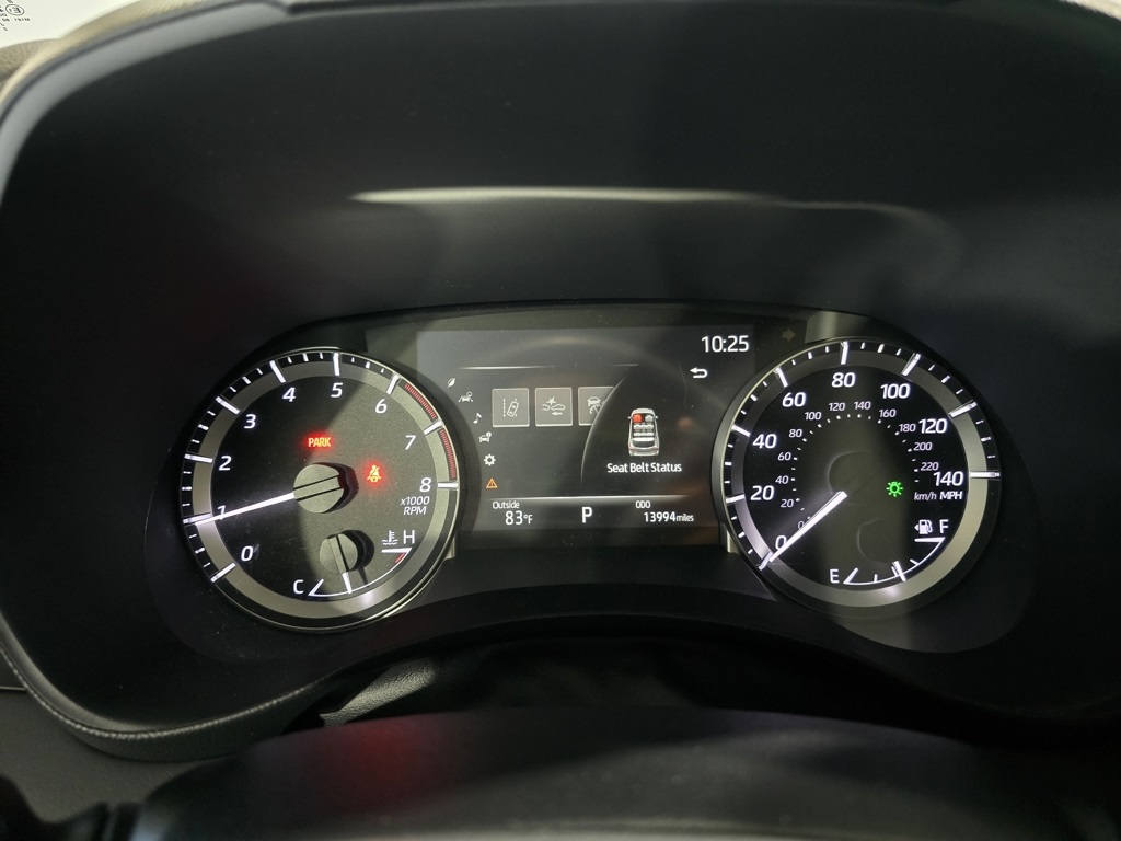 Thumbnail: 2023 Toyota Highlander - 18