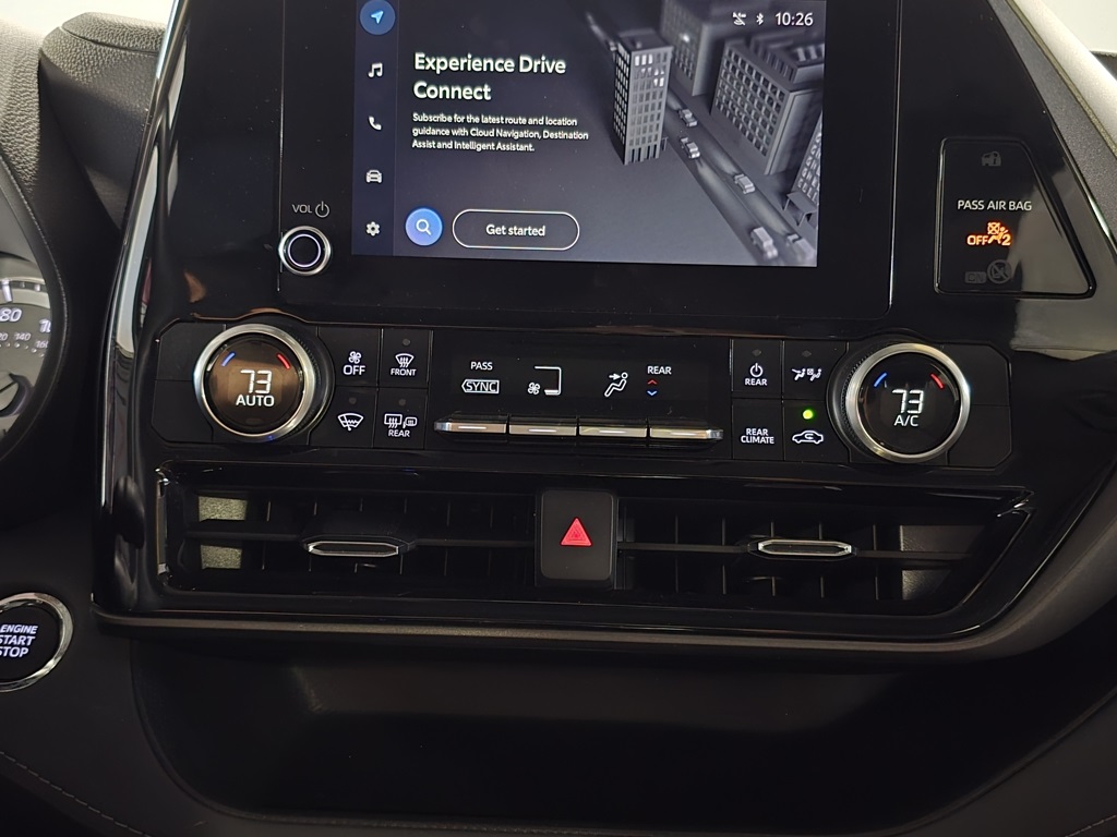 Thumbnail: 2023 Toyota Highlander - 22