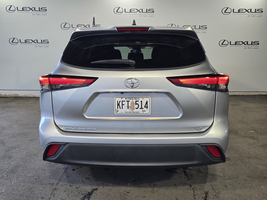 Thumbnail: 2023 Toyota Highlander - 9