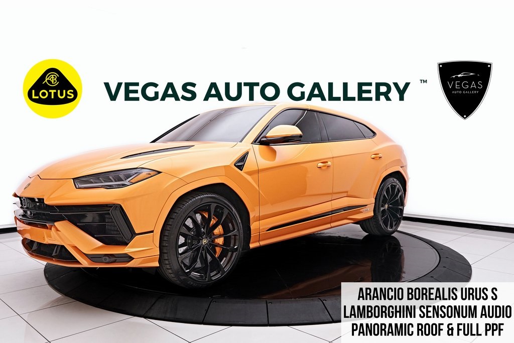 /2023 Lamborghini Urus