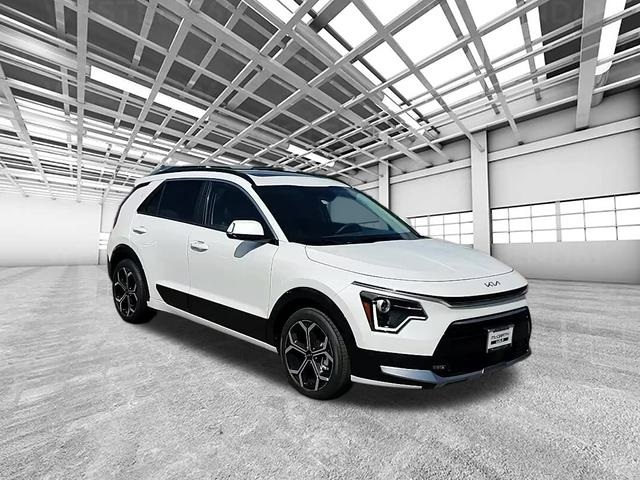 2025 Kia Niro EX Touring FWD